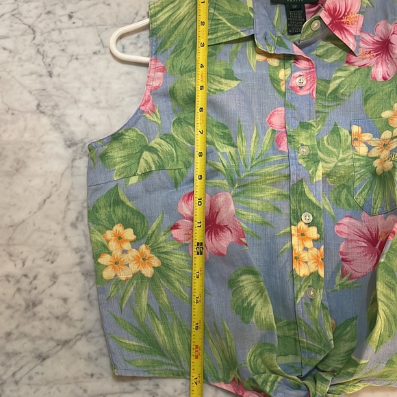 Vintage Lauren Ralph Lauren Front Tie Button Down Floral Hawaiian Shirt - Picture 9 of 10